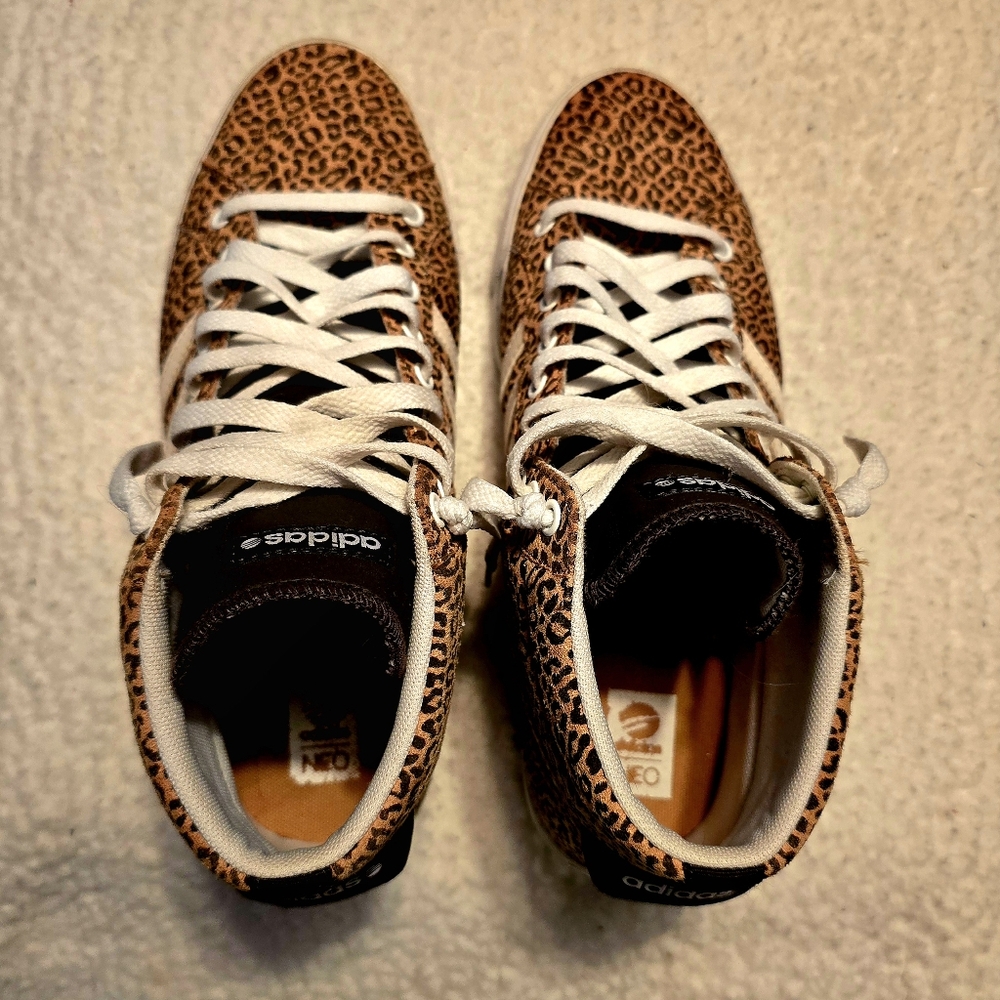 Adidas Neo Unisex- Leopard Print